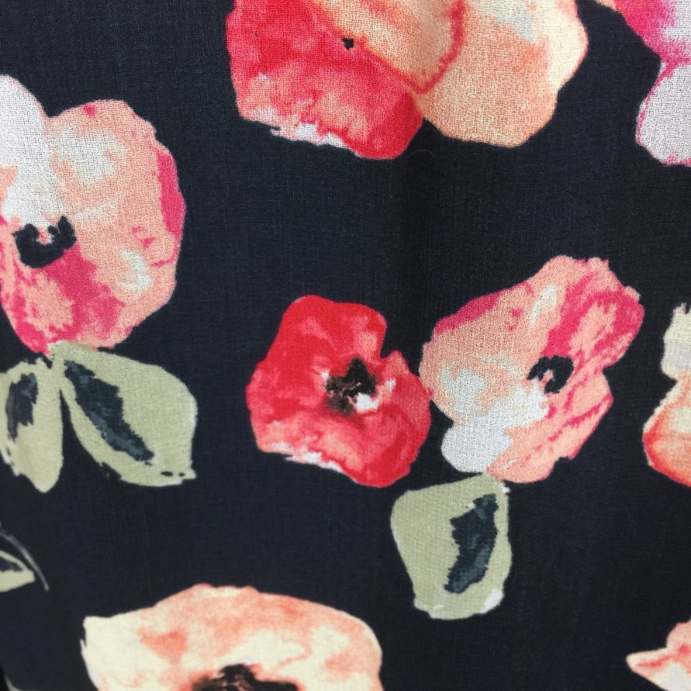 CAbi Tunic Blouse Top Size S Womans Navy Blue Floral Chiffon 3/4 Sleeve #971 - Picture 5 of 14